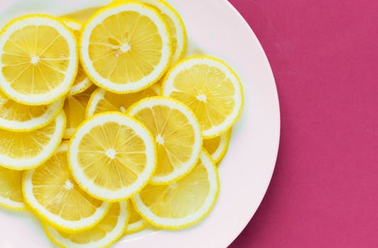 Is Lemon good For Your Voice?